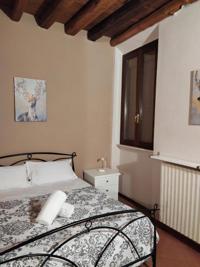 Carducci 49 Hotel Mântua Exterior foto